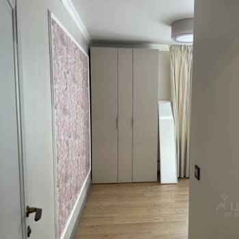 Сдается Многокомнатная квартира, 60 м²