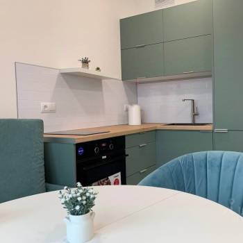 Продается 1-комнатная квартира, 32 м²