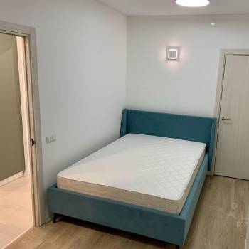 Продается 1-комнатная квартира, 32 м²