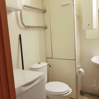 Продается 1-комнатная квартира, 37 м²