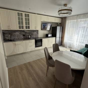 Сдается 2-х комнатная квартира, 53 м²