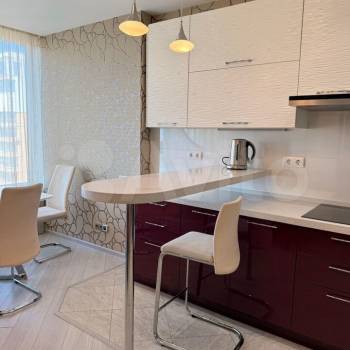Сдается 2-х комнатная квартира, 80 м²