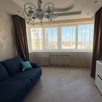 Сдается 2-х комнатная квартира, 80 м²