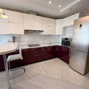 Сдается 2-х комнатная квартира, 80 м²