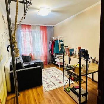 Сдается Многокомнатная квартира, 62 м²