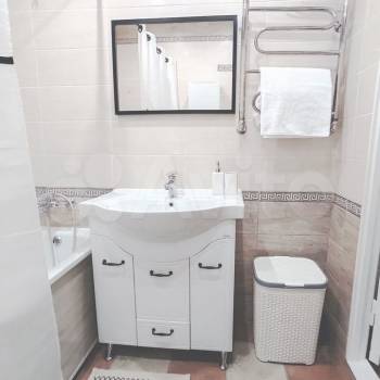 Сдается Многокомнатная квартира, 77 м²