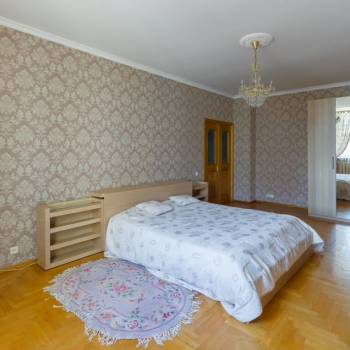 Сдается Многокомнатная квартира, 105 м²