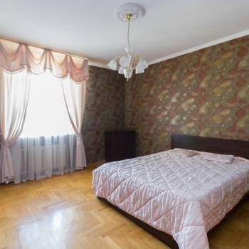 Сдается Многокомнатная квартира, 105 м²