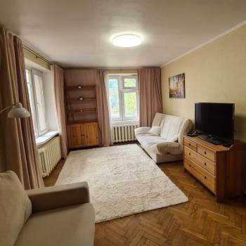 Сдается 1-комнатная квартира, 38 м²