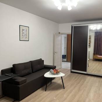 Сдается 2-х комнатная квартира, 65 м²