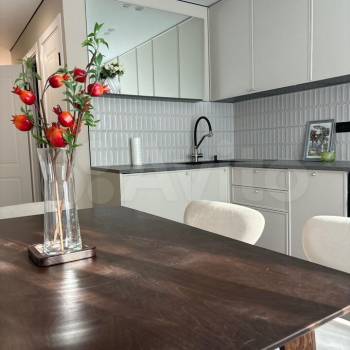 Продается 3-х комнатная квартира, 63 м²