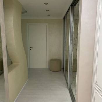 Сдается Многокомнатная квартира, 60 м²