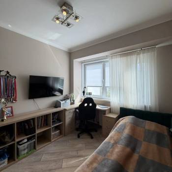 Продается 3-х комнатная квартира, 54,7 м²
