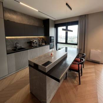 Продается 3-х комнатная квартира, 80 м²