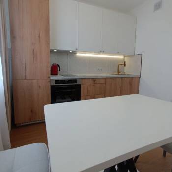 Продается 1-комнатная квартира, 41,4 м²