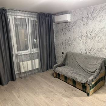 Сдается 1-комнатная квартира, 38 м²
