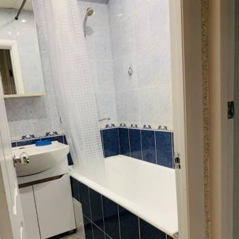Сдается Многокомнатная квартира, 60 м²