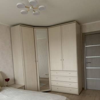 Сдается Многокомнатная квартира, 60 м²