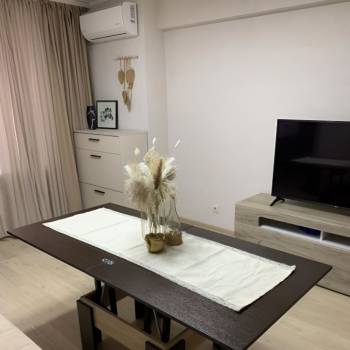 Сдается Многокомнатная квартира, 60 м²