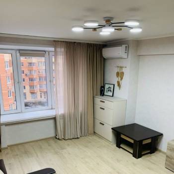 Сдается Многокомнатная квартира, 60 м²