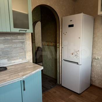Сдается 1-комнатная квартира, 39 м²