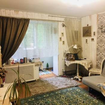 Продается 1-комнатная квартира, 36 м²