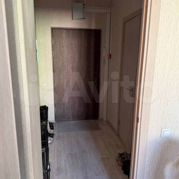 Продается 1-комнатная квартира, 37,4 м²