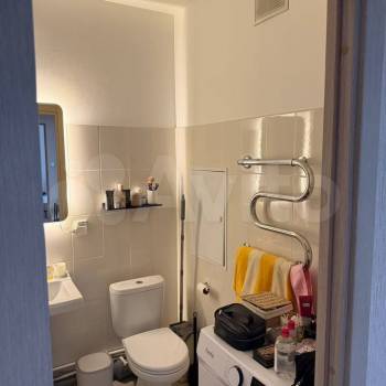 Продается 1-комнатная квартира, 37,4 м²
