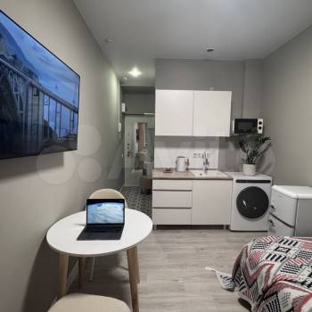 Продается 1-комнатная квартира, 14,6 м²