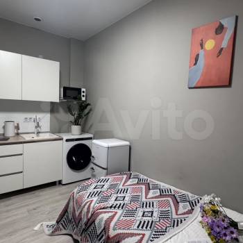 Продается 1-комнатная квартира, 14,6 м²