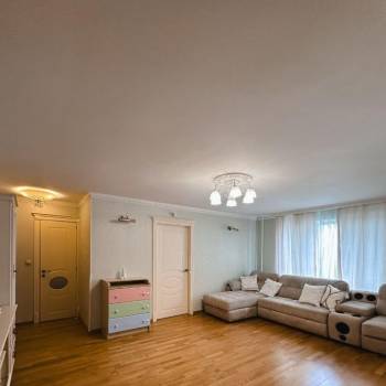 Сдается Многокомнатная квартира, 61 м²