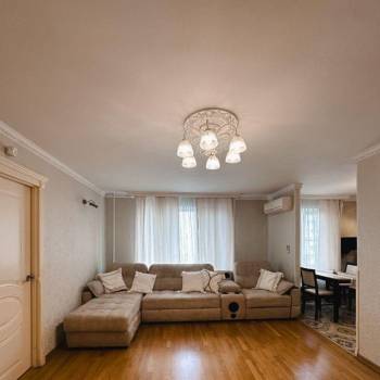 Сдается Многокомнатная квартира, 61 м²