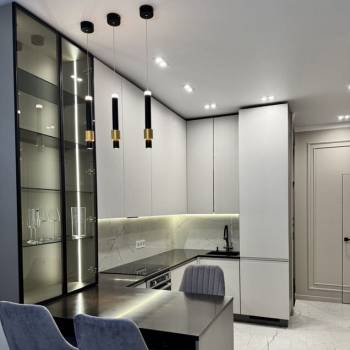 Продается 1-комнатная квартира, 42,3 м²