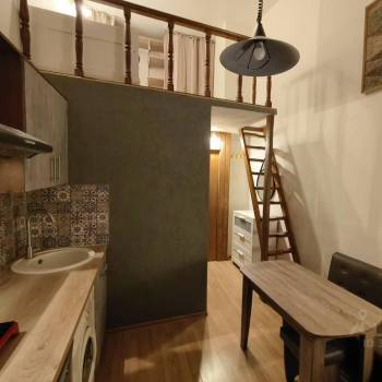 Сдается 1-комнатная квартира, 18 м²
