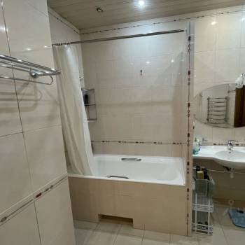 Сдается Многокомнатная квартира, 108 м²