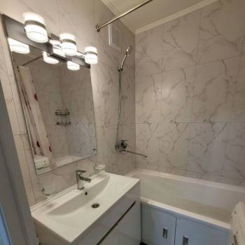 Сдается Многокомнатная квартира, 63 м²