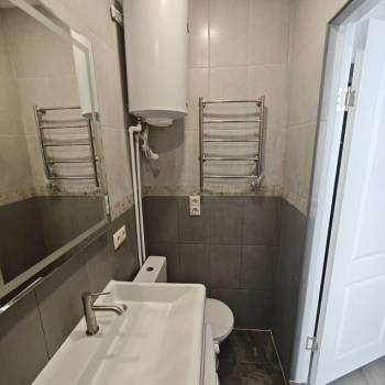 Продается 1-комнатная квартира, 14,7 м²