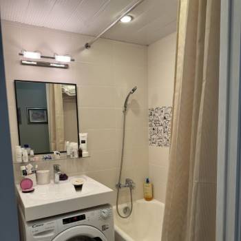 Продается 3-х комнатная квартира, 58 м²