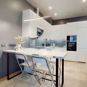 Продается 2-х комнатная квартира, 65 м²