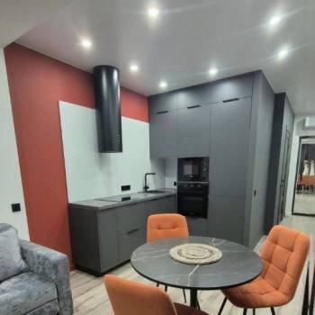 Продается 2-х комнатная квартира, 42 м²