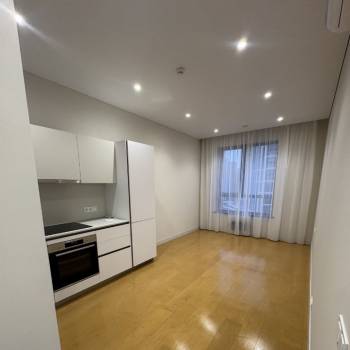Сдается 1-комнатная квартира, 60,6 м²