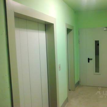 Продается 1-комнатная квартира, 37,5 м²