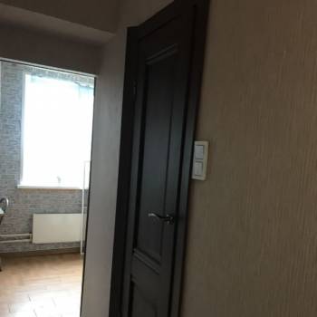 Продается 1-комнатная квартира, 37 м²