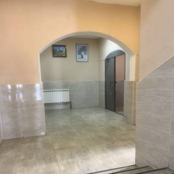 Продается 1-комнатная квартира, 37 м²