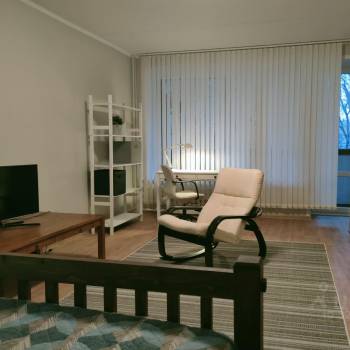 Сдается 1-комнатная квартира, 54 м²
