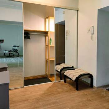Сдается 1-комнатная квартира, 54 м²