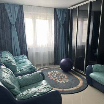 Сдается Многокомнатная квартира, 76 м²