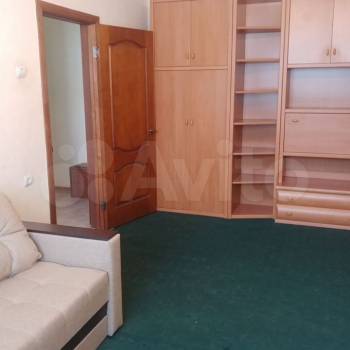 Сдается 1-комнатная квартира, 39 м²