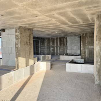 Продается Многокомнатная квартира, 150 м²