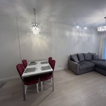 Продается 3-х комнатная квартира, 102 м²